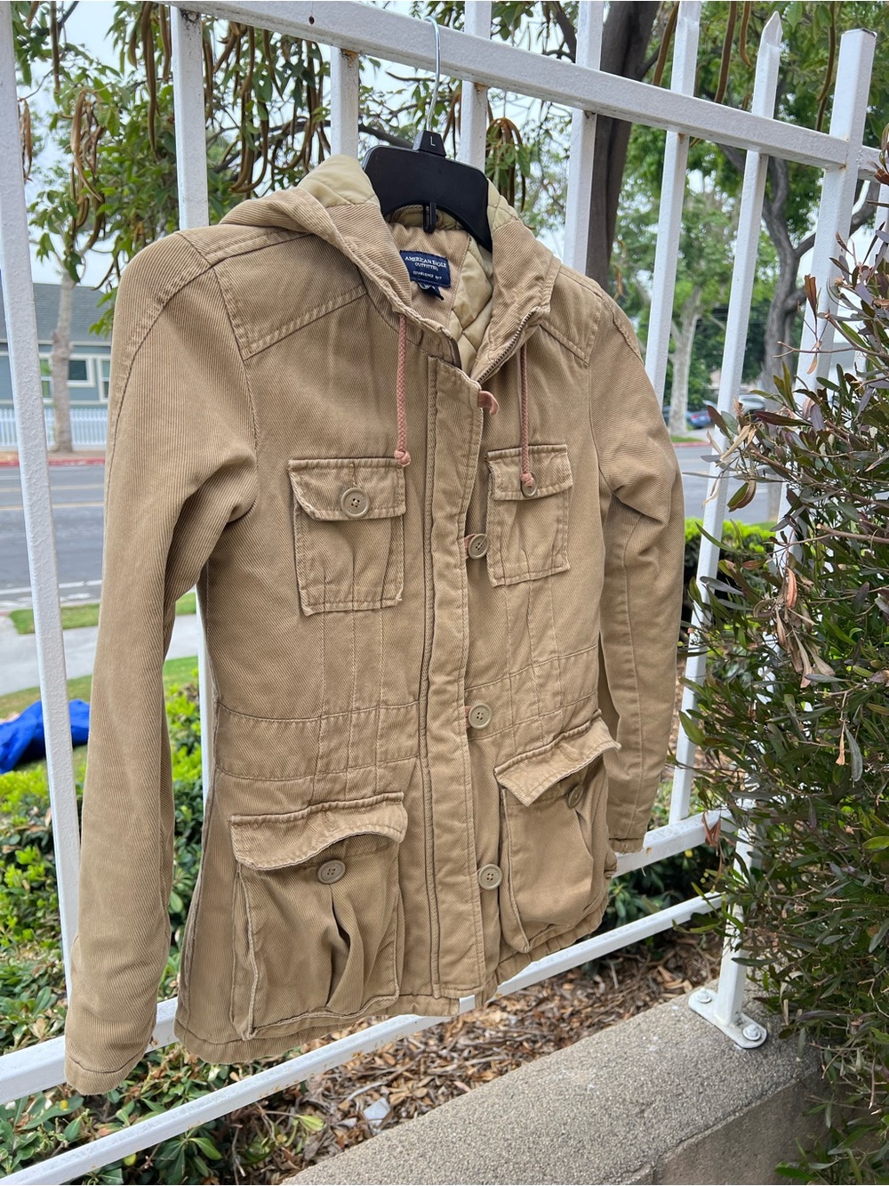 Women’s Hooded Utility Jacket - Tan
Smoke free home